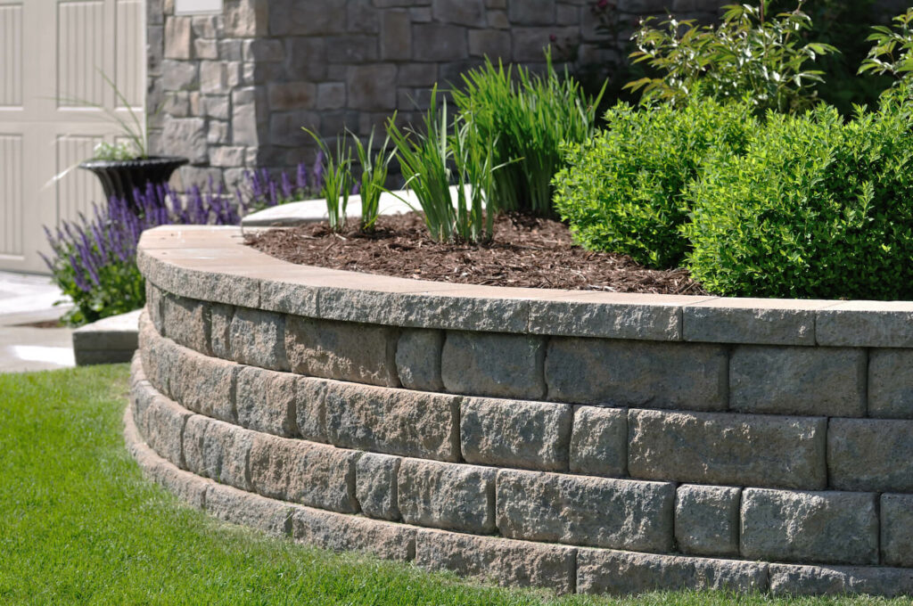 what is the best way to build a retaining wall paver feet stone