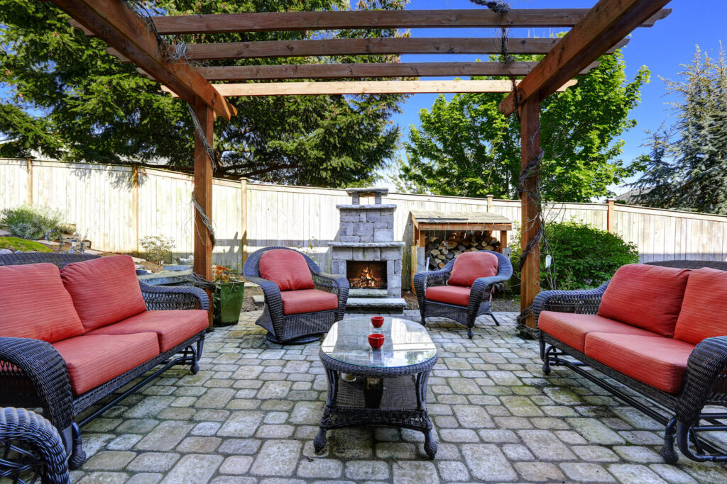 five best features to add to your backyard hardscape design