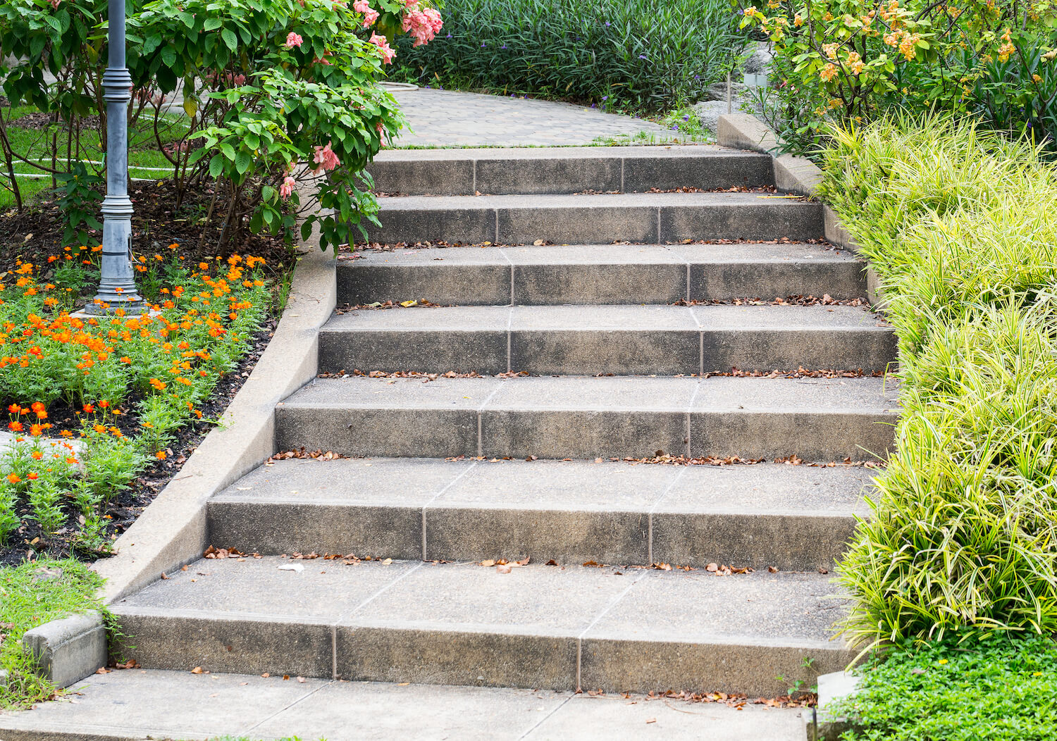 How You Can Add Serious Curb Appeal to Your Home With Paver Stone Steps